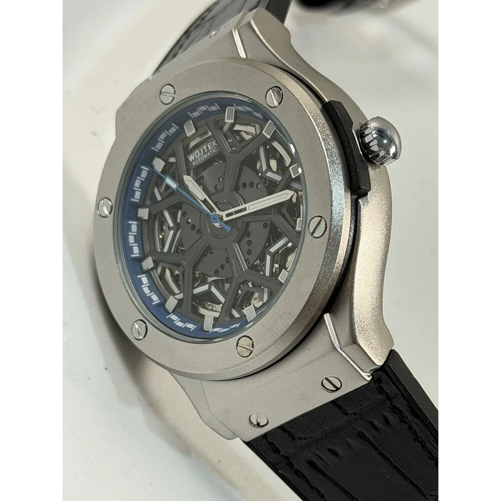 Men’s Automatic Mechanical Skeleton Racing Wheel Rim Design Sport Watch 44.9mm